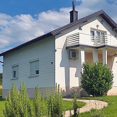 Guest House Pin Laktaši Exteriér fotografie