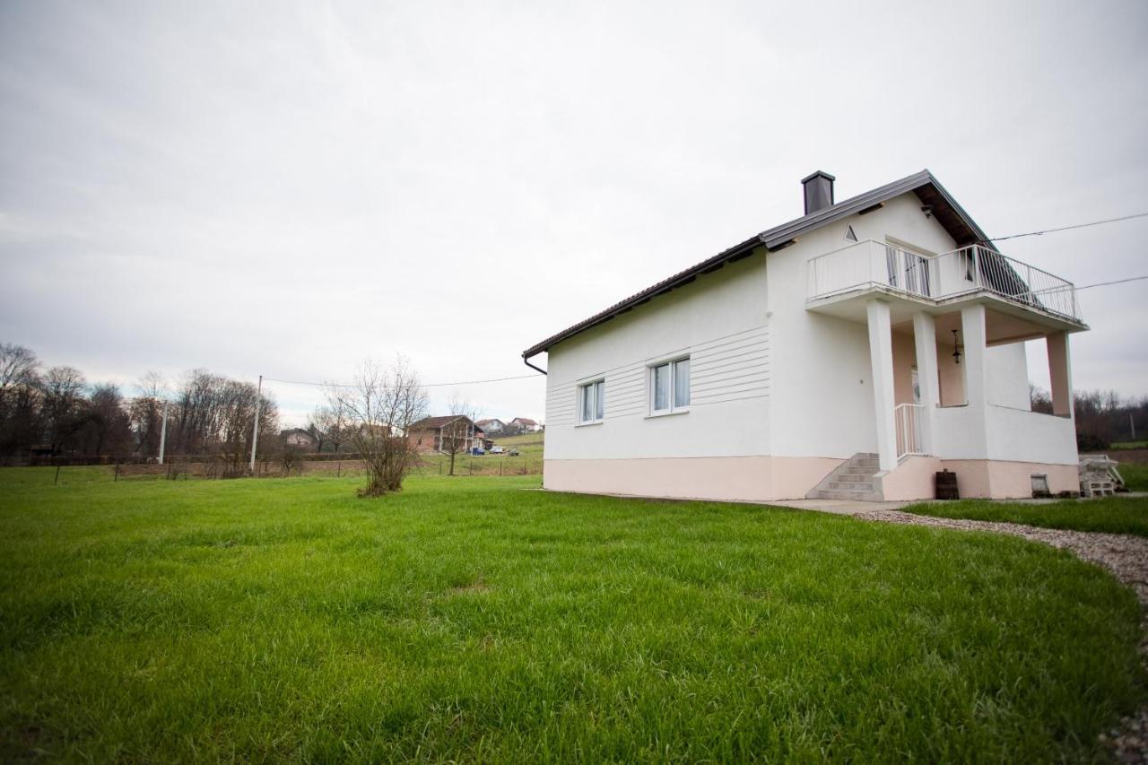 Guest House Pin Laktaši Exteriér fotografie